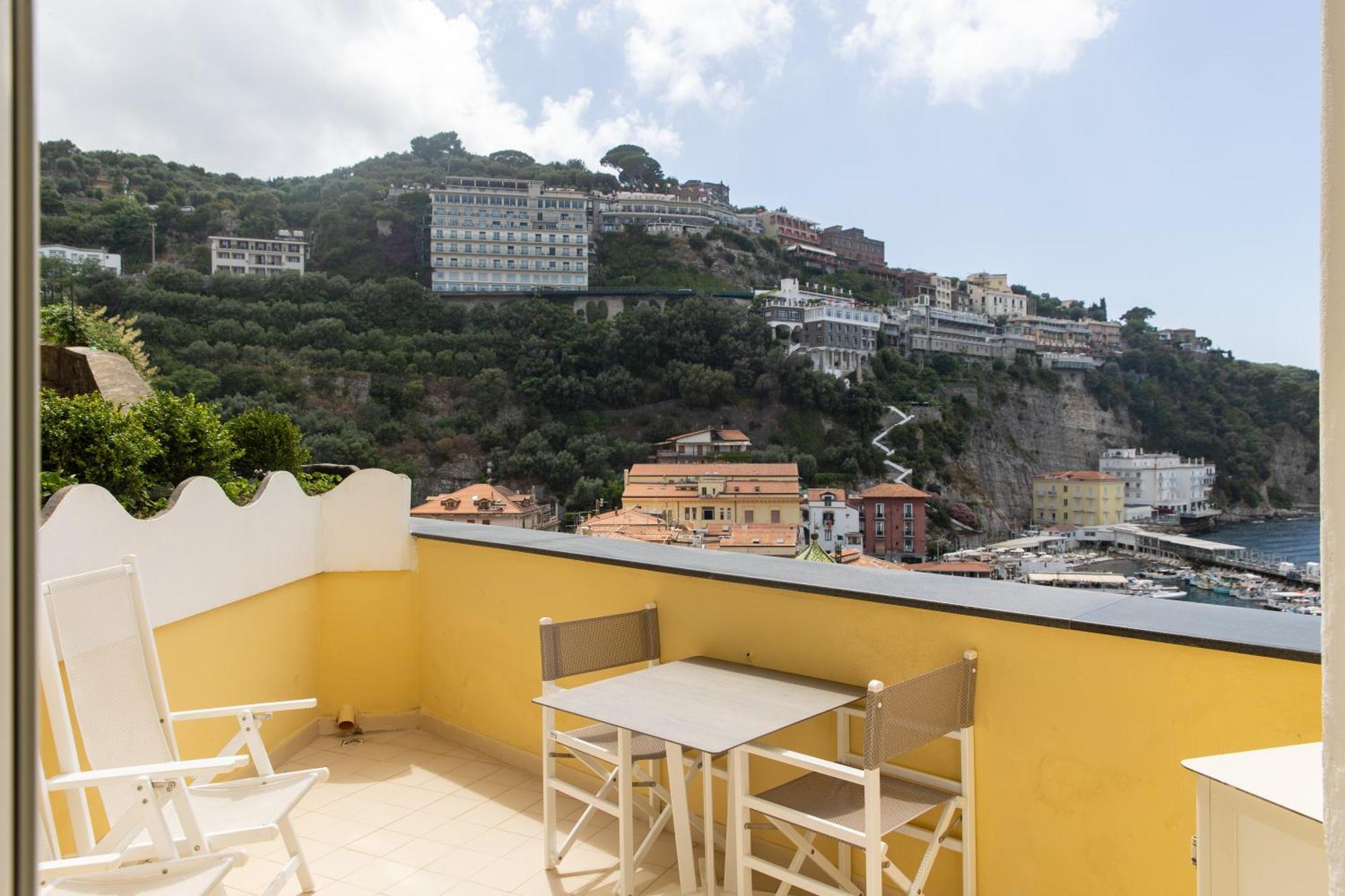 Coltur Suites Sorrento Eksteriør billede