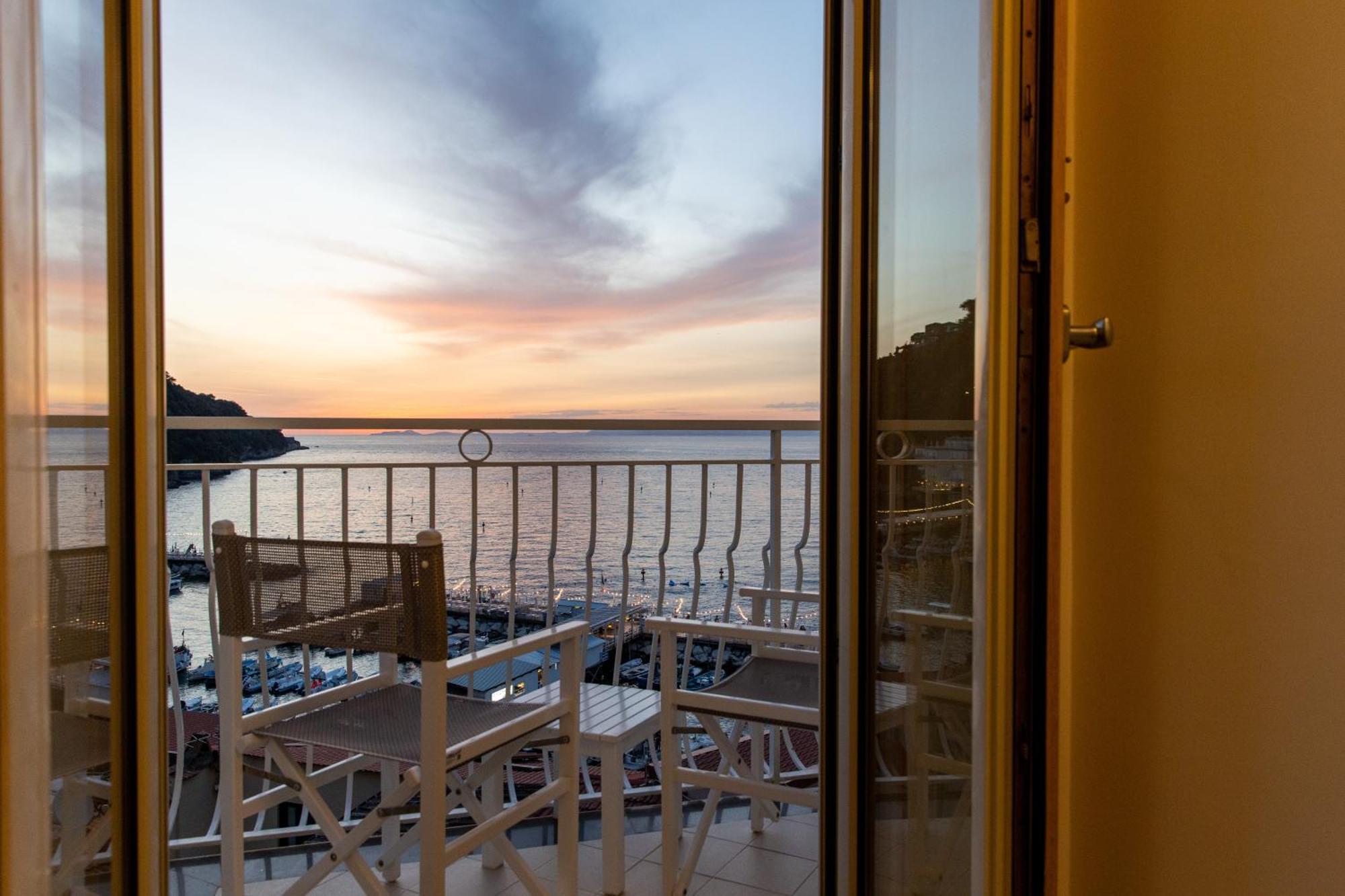 Coltur Suites Sorrento Eksteriør billede